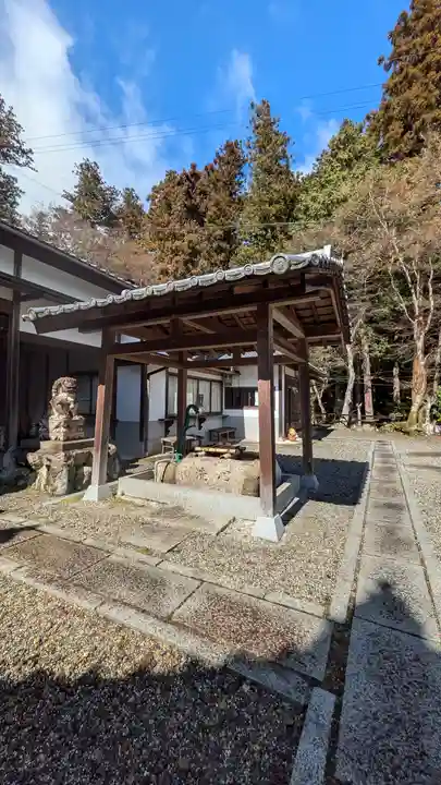 飯室谷不動堂 長寿院(滋賀県)