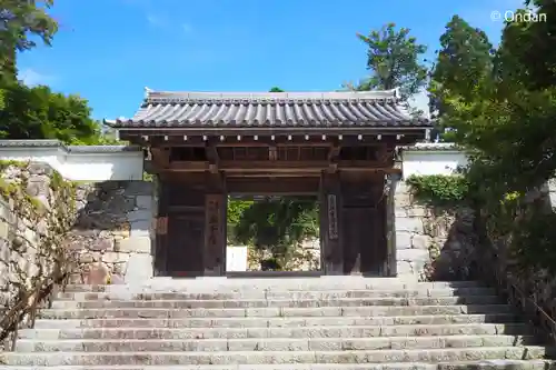 三千院門跡の山門