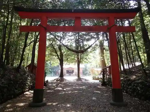 霧島岑神社の鳥居