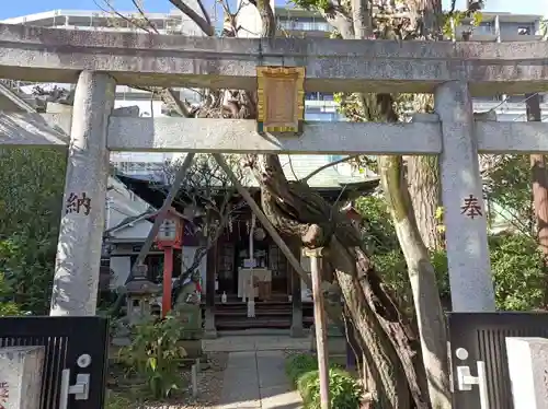 四谷於岩稲荷田宮神社(東京都)