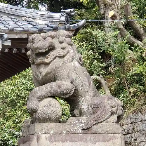 宇佐神社の狛犬