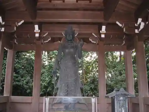 高野山真言宗海龍山本泉寺増徳院(神奈川県)