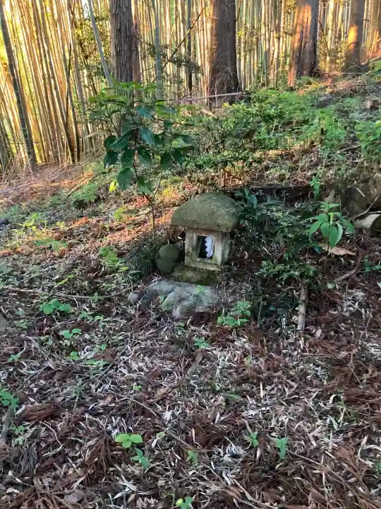 山苗代星宮神社の{uncategorized: "未分類", other: "その他", undefined: "問題あり", building: "その他建物", grave: "お墓", sacred_gate: "鳥居", guardian: "狛犬", statue: "像", buddha: "仏像", history: "歴史", nature: "自然", garden: "庭園", animal: "動物", pagoda: "塔", temizu: "手水舎", mountain_gate: "山門・神門", sanctuary: "本殿・本堂", subordinate: "末社・摂社", art: "芸術", scenery: "景色", jizo: "地蔵", ema: "絵馬", goshuin: "御朱印", omikuji: "おみくじ", items: "授与品その他", amulet: "お守り", goshuincho: "御朱印帳", eats: "食事", festival: "お祭り", votive_dance: "神楽", shichigosan: "七五三参", wedding: "結婚式", experience: "体験その他", initially: "初詣", around: "周辺", anti_infection: "感染症対策"}
