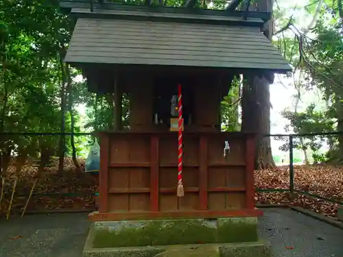 神明神社の本殿