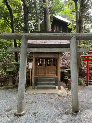 白笹稲荷神社の末社・摂社