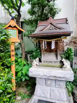 矢之庫稲荷神社の{uncategorized: "未分類", other: "その他", undefined: "問題あり", building: "その他建物", grave: "お墓", sacred_gate: "鳥居", guardian: "狛犬", statue: "像", buddha: "仏像", history: "歴史", nature: "自然", garden: "庭園", animal: "動物", pagoda: "塔", temizu: "手水舎", mountain_gate: "山門・神門", sanctuary: "本殿・本堂", subordinate: "末社・摂社", art: "芸術", scenery: "景色", jizo: "地蔵", ema: "絵馬", goshuin: "御朱印", omikuji: "おみくじ", items: "授与品その他", amulet: "お守り", goshuincho: "御朱印帳", eats: "食事", festival: "お祭り", votive_dance: "神楽", shichigosan: "七五三参", wedding: "結婚式", experience: "体験その他", initially: "初詣", around: "周辺", anti_infection: "感染症対策"}