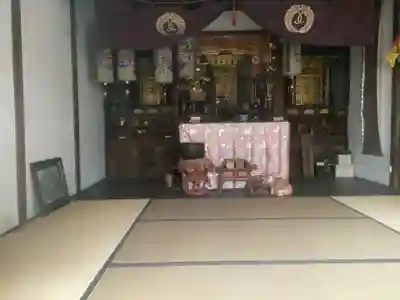 蓮孝寺の本殿・本堂