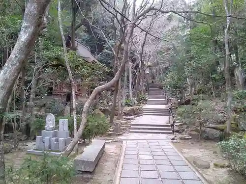 三瀧寺の建物その他