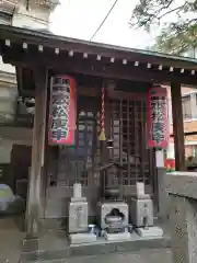 一本松庚申塚の本殿