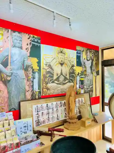 正福寺の{uncategorized: "未分類", other: "その他", undefined: "問題あり", building: "その他建物", grave: "お墓", sacred_gate: "鳥居", guardian: "狛犬", statue: "像", buddha: "仏像", history: "歴史", nature: "自然", garden: "庭園", animal: "動物", pagoda: "塔", temizu: "手水舎", mountain_gate: "山門・神門", sanctuary: "本殿・本堂", subordinate: "末社・摂社", art: "芸術", scenery: "景色", jizo: "地蔵", ema: "絵馬", goshuin: "御朱印", omikuji: "おみくじ", items: "授与品その他", amulet: "お守り", goshuincho: "御朱印帳", eats: "食事", festival: "お祭り", votive_dance: "神楽", shichigosan: "七五三参", wedding: "結婚式", experience: "体験その他", initially: "初詣", around: "周辺", anti_infection: "感染症対策"}