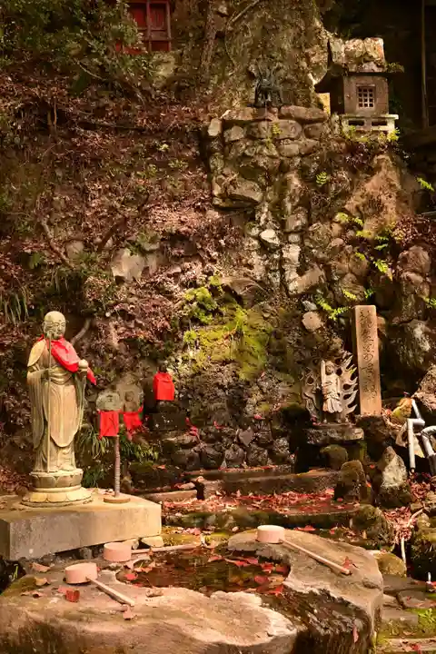 西ノ滝龍水寺(香川県)