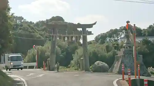 國津神社の鳥居