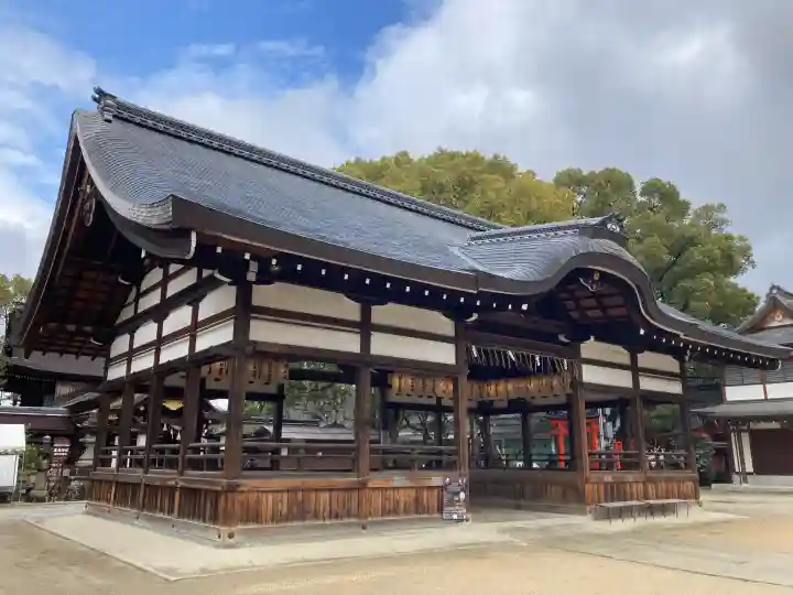 藤森神社の{uncategorized: "未分類", other: "その他", undefined: "問題あり", building: "その他建物", grave: "お墓", sacred_gate: "鳥居", guardian: "狛犬", statue: "像", buddha: "仏像", history: "歴史", nature: "自然", garden: "庭園", animal: "動物", pagoda: "塔", temizu: "手水舎", mountain_gate: "山門・神門", sanctuary: "本殿・本堂", subordinate: "末社・摂社", art: "芸術", scenery: "景色", jizo: "地蔵", ema: "絵馬", goshuin: "御朱印", omikuji: "おみくじ", items: "授与品その他", amulet: "お守り", goshuincho: "御朱印帳", eats: "食事", festival: "お祭り", votive_dance: "神楽", shichigosan: "七五三参", wedding: "結婚式", experience: "体験その他", initially: "初詣", around: "周辺", anti_infection: "感染症対策"}