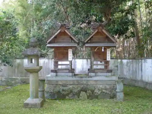 村屋坐弥冨都比売神社の末社・摂社