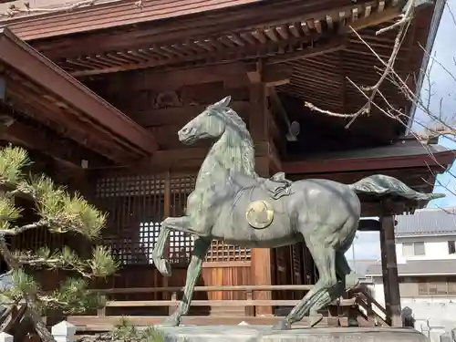 崇道天皇神社の像