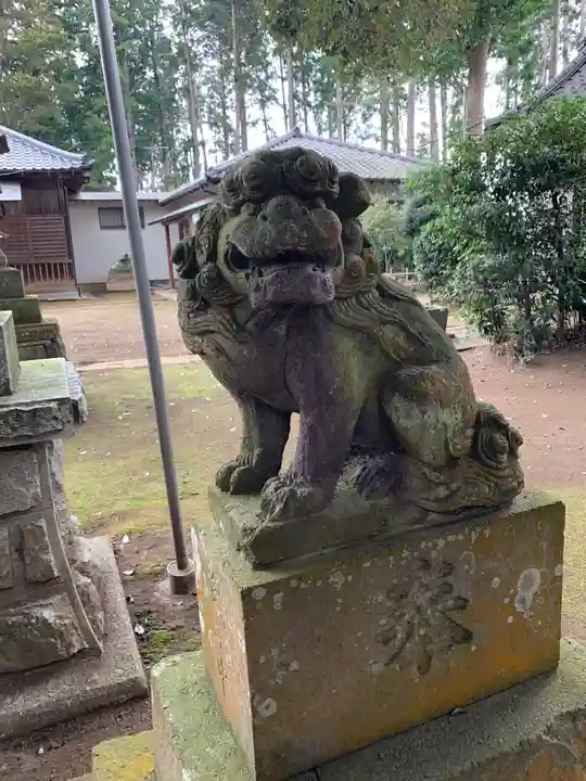率土神社の狛犬
