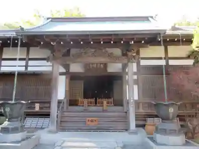 報国寺の本殿・本堂