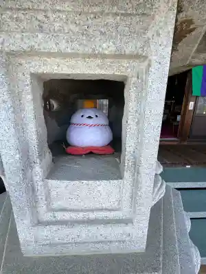 寺岡山元三大師の{uncategorized: "未分類", other: "その他", undefined: "問題あり", building: "その他建物", grave: "お墓", sacred_gate: "鳥居", guardian: "狛犬", statue: "像", buddha: "仏像", history: "歴史", nature: "自然", garden: "庭園", animal: "動物", pagoda: "塔", temizu: "手水舎", mountain_gate: "山門・神門", sanctuary: "本殿・本堂", subordinate: "末社・摂社", art: "芸術", scenery: "景色", jizo: "地蔵", ema: "絵馬", goshuin: "御朱印", omikuji: "おみくじ", items: "授与品その他", amulet: "お守り", goshuincho: "御朱印帳", eats: "食事", festival: "お祭り", votive_dance: "神楽", shichigosan: "七五三参", wedding: "結婚式", experience: "体験その他", initially: "初詣", around: "周辺", anti_infection: "感染症対策"}