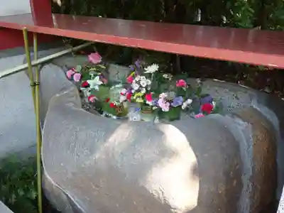 東大島神社の手水舎