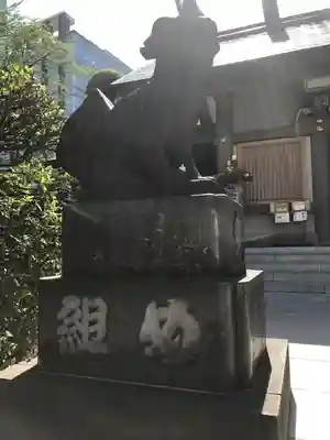 芝大神宮の狛犬