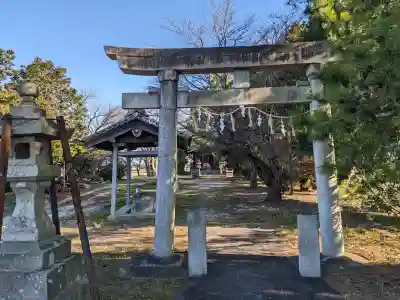 八幡社(落合八幡社)の{uncategorized: "未分類", other: "その他", undefined: "問題あり", building: "その他建物", grave: "お墓", sacred_gate: "鳥居", guardian: "狛犬", statue: "像", buddha: "仏像", history: "歴史", nature: "自然", garden: "庭園", animal: "動物", pagoda: "塔", temizu: "手水舎", mountain_gate: "山門・神門", sanctuary: "本殿・本堂", subordinate: "末社・摂社", art: "芸術", scenery: "景色", jizo: "地蔵", ema: "絵馬", goshuin: "御朱印", omikuji: "おみくじ", items: "授与品その他", amulet: "お守り", goshuincho: "御朱印帳", eats: "食事", festival: "お祭り", votive_dance: "神楽", shichigosan: "七五三参", wedding: "結婚式", experience: "体験その他", initially: "初詣", around: "周辺", anti_infection: "感染症対策"}