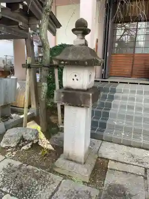 聖輪寺の{uncategorized: "未分類", other: "その他", undefined: "問題あり", building: "その他建物", grave: "お墓", sacred_gate: "鳥居", guardian: "狛犬", statue: "像", buddha: "仏像", history: "歴史", nature: "自然", garden: "庭園", animal: "動物", pagoda: "塔", temizu: "手水舎", mountain_gate: "山門・神門", sanctuary: "本殿・本堂", subordinate: "末社・摂社", art: "芸術", scenery: "景色", jizo: "地蔵", ema: "絵馬", goshuin: "御朱印", omikuji: "おみくじ", items: "授与品その他", amulet: "お守り", goshuincho: "御朱印帳", eats: "食事", festival: "お祭り", votive_dance: "神楽", shichigosan: "七五三参", wedding: "結婚式", experience: "体験その他", initially: "初詣", around: "周辺", anti_infection: "感染症対策"}
