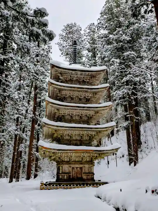 出羽神社(出羽三山神社)~三神合祭殿~(山形県)