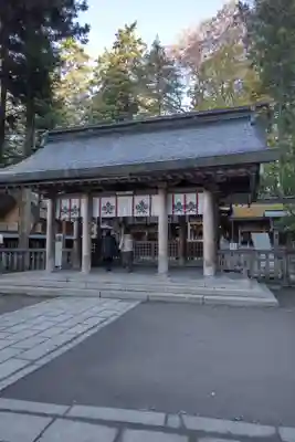 諏訪大社の本殿・本堂