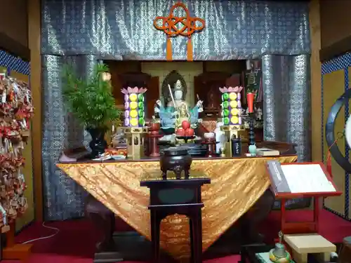 大慈寺の本殿・本堂