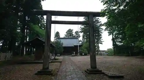 神明社の鳥居