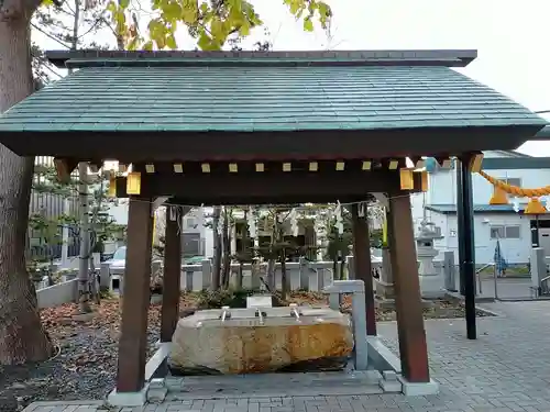 烈々布神社の手水舎