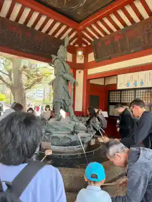 浅草寺の手水舎