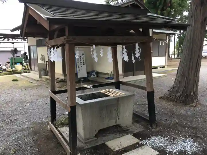 大井俣神社の手水舎