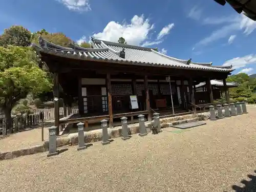 叡福寺の{uncategorized: "未分類", other: "その他", undefined: "問題あり", building: "その他建物", grave: "お墓", sacred_gate: "鳥居", guardian: "狛犬", statue: "像", buddha: "仏像", history: "歴史", nature: "自然", garden: "庭園", animal: "動物", pagoda: "塔", temizu: "手水舎", mountain_gate: "山門・神門", sanctuary: "本殿・本堂", subordinate: "末社・摂社", art: "芸術", scenery: "景色", jizo: "地蔵", ema: "絵馬", goshuin: "御朱印", omikuji: "おみくじ", items: "授与品その他", amulet: "お守り", goshuincho: "御朱印帳", eats: "食事", festival: "お祭り", votive_dance: "神楽", shichigosan: "七五三参", wedding: "結婚式", experience: "体験その他", initially: "初詣", around: "周辺", anti_infection: "感染症対策"}