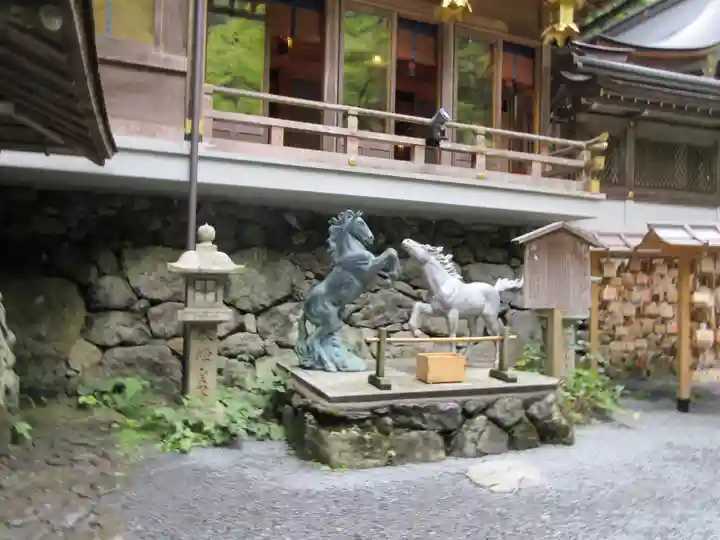 貴船神社の狛犬