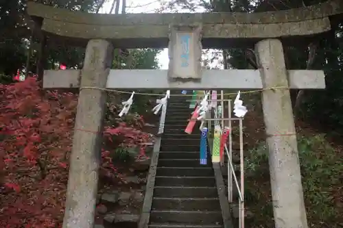 滑川神社 - 仕事と子どもの守り神の鳥居