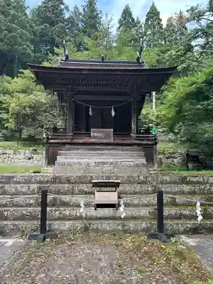 新海三社神社(長野県)
