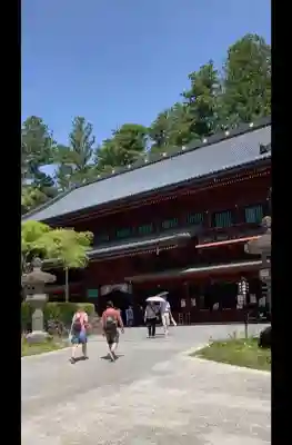 日光山輪王寺大護摩堂の{uncategorized: "未分類", other: "その他", undefined: "問題あり", building: "その他建物", grave: "お墓", sacred_gate: "鳥居", guardian: "狛犬", statue: "像", buddha: "仏像", history: "歴史", nature: "自然", garden: "庭園", animal: "動物", pagoda: "塔", temizu: "手水舎", mountain_gate: "山門・神門", sanctuary: "本殿・本堂", subordinate: "末社・摂社", art: "芸術", scenery: "景色", jizo: "地蔵", ema: "絵馬", goshuin: "御朱印", omikuji: "おみくじ", items: "授与品その他", amulet: "お守り", goshuincho: "御朱印帳", eats: "食事", festival: "お祭り", votive_dance: "神楽", shichigosan: "七五三参", wedding: "結婚式", experience: "体験その他", initially: "初詣", around: "周辺", anti_infection: "感染症対策"}