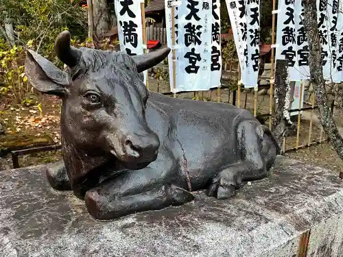 針綱神社の狛犬