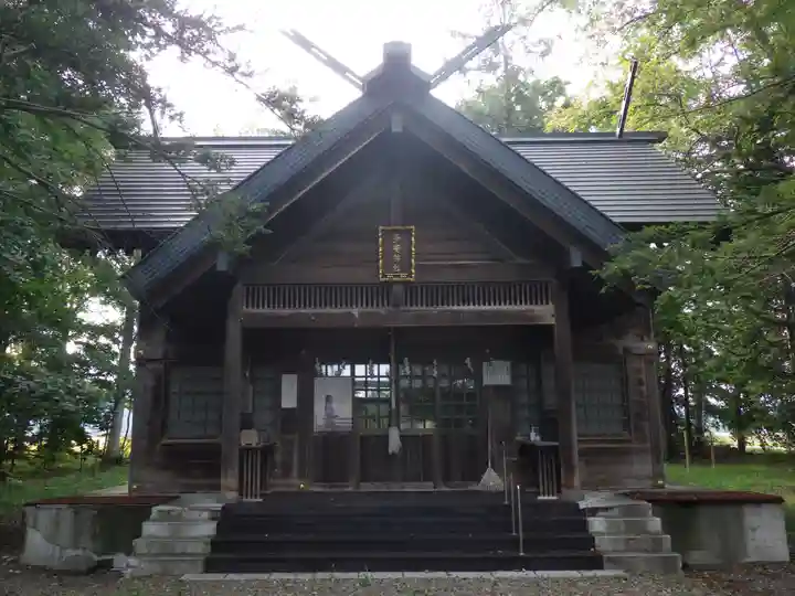 多寄神社の本殿・本堂