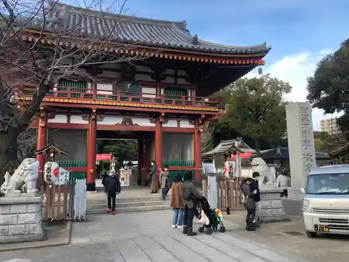 瀧泉寺（目黒不動尊）の山門