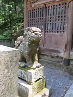 南宮神社の狛犬