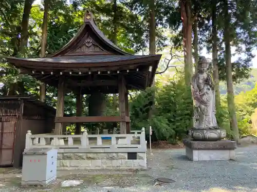 雲峰寺の建物その他