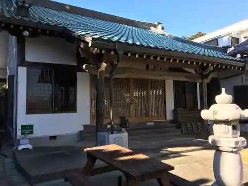 西方寺の本殿・本堂