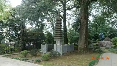 安養院の塔