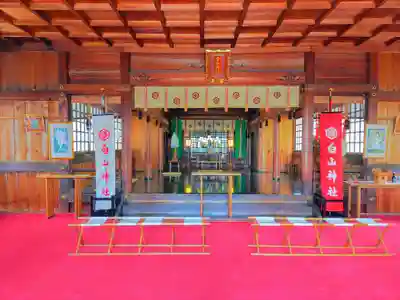 白山神社（小幡）の本殿・本堂
