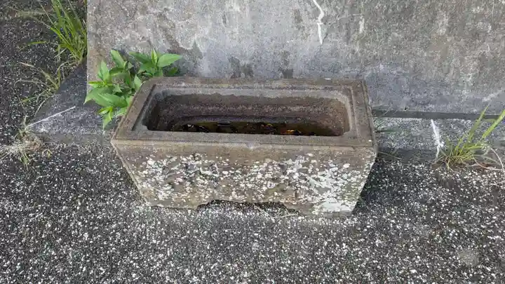 富士講祠の手水舎