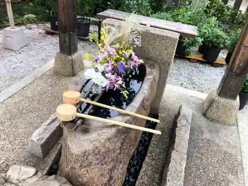 水堂須佐男神社の手水舎