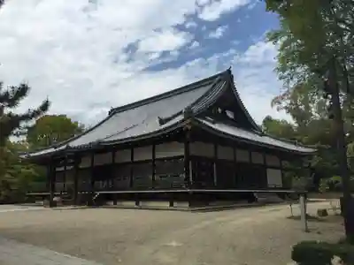 仁和寺の本殿・本堂