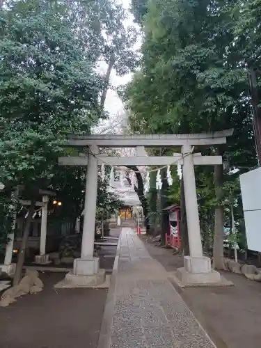 神明氷川神社の鳥居